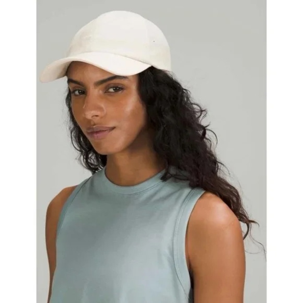 Linen ball cap